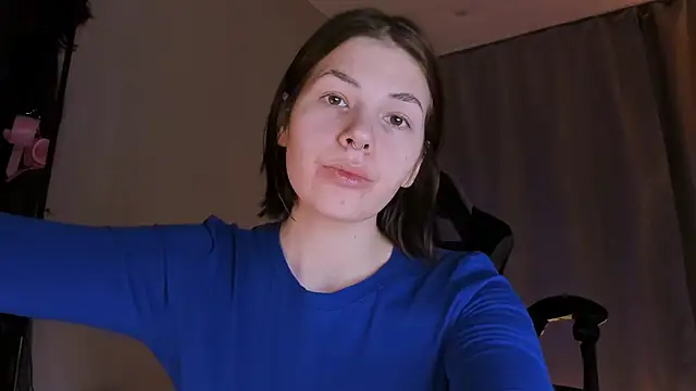 AnnaTrueno online show from 12, 2, 2026