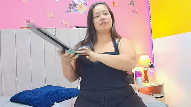 monickhot303av online show from 22, 3, 2025