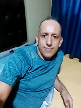 Snapshot of carozi chatting on 1, 3, 2025 carozi online show from 1, 3, 2025