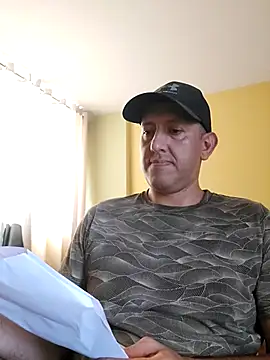 Snapshot of carozi chatting on 12, 3, 2025 carozi online show from 12, 3, 2025