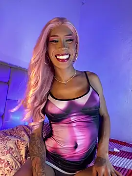 Snapshot of Alexa_Chanell_Oficial chatting on 22, 5, 2026 Alexa Chanell Oficial online show from 22, 5, 2026