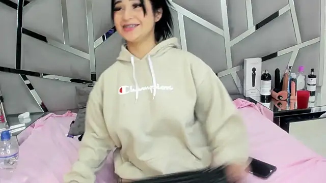 Catherinee69 x online show from 16, 12, 2024