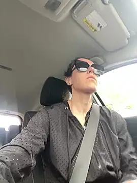 mrs  unknown online show from 22, 4, 2026