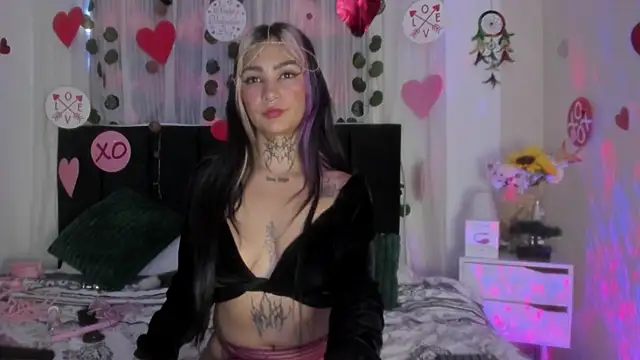 party-naugthysex online show from 15, 2, 2025