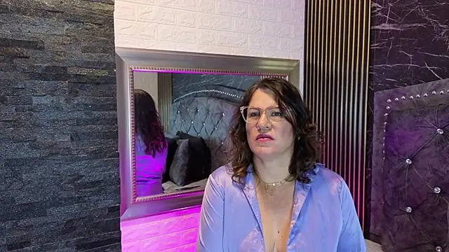 charlotte  G online show from 4, 3, 2026