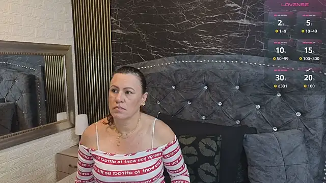 charlotte  G online show from 7, 4, 2026