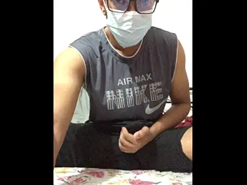 Snapshot of Zeuhorny chatting on 4, 6, 2026 Zeuhorny online show from 4, 6, 2026
