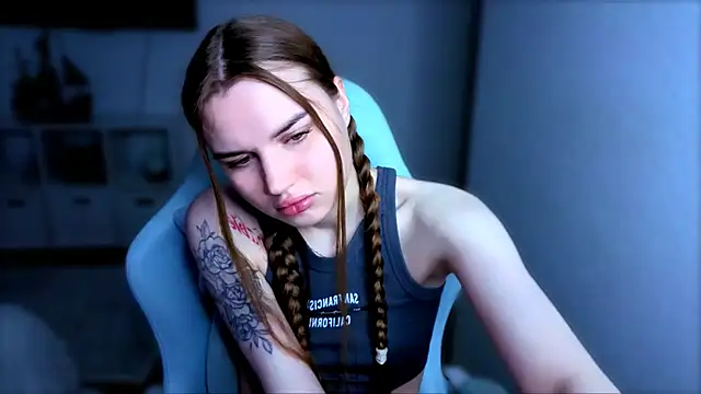 StellaLawless online show from 27, 11, 2025