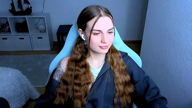 StellaLawless online show from 24, 2, 2026