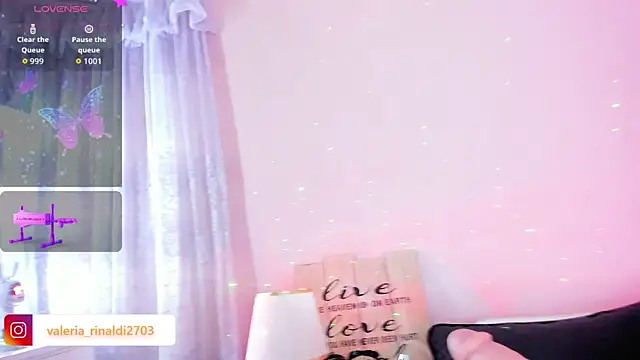 Snapshot of valeria_rinaldi2703 chatting on 11, 6, 2026 valeria rinaldi2703 online show from 11, 6, 2026