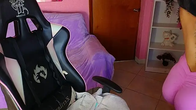 keity moon online show from 20, 6, 2026