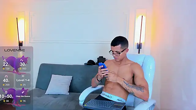 Paradise boy s online show from 9, 2, 2026