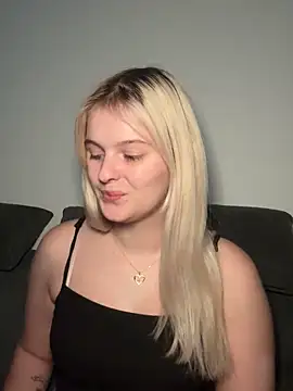 Allylove03 online show from 4, 2, 2026