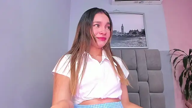 selene tylor  online show from 16, 11, 2025