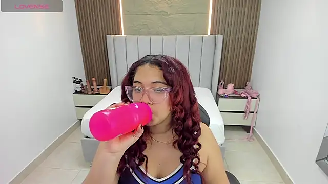 MADISON ROWAN1 online show from 14, 5, 2026