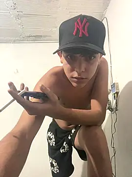 Snapshot of SpicyBoy_ chatting on 9, 10, 2025 SpicyBoy  online show from 9, 10, 2025
