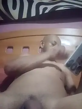 pineda1689 online show from 28, 9, 2025