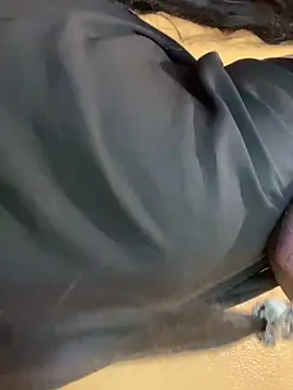 Snapshot of Evelyn_Moon chatting on 5, 11, 2025 Evelyn Moon online show from 5, 11, 2025