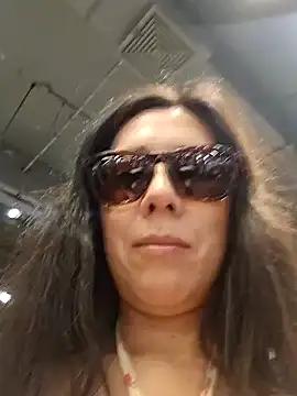 Reinacatchile online show from 8, 2, 2025