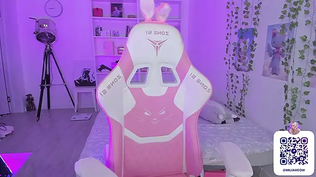 Milia Parker online show from 19, 12, 2024