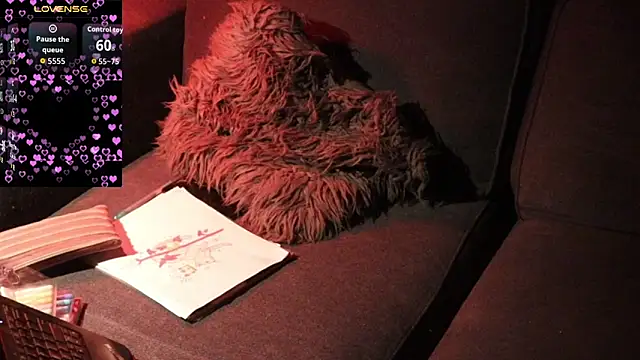 estivalia xxx online show from 25, 3, 2026