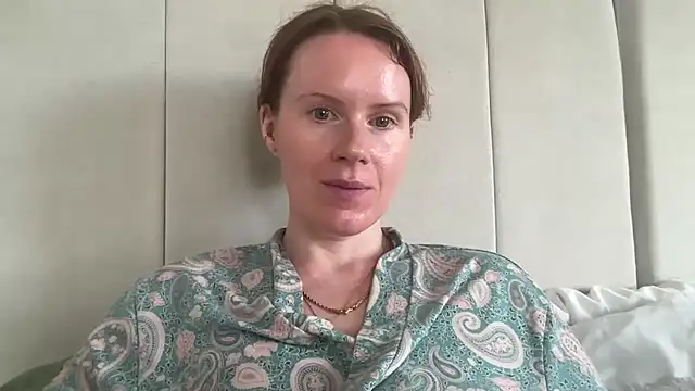 Snapshot of redheadrosie69 chatting on 10, 9, 2025 redheadrosie69 online show from 10, 9, 2025