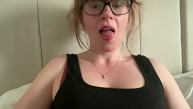 redheadrosie69 online show from 1, 4, 2026