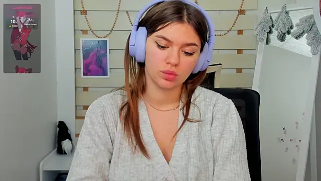 Josephine Kiss online show from 22, 12, 2024