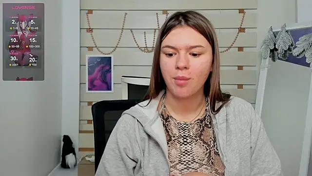 Josephine Kiss online show from 15, 1, 2025