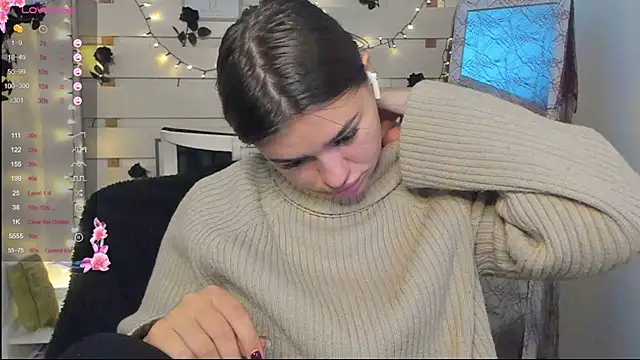 Josephine Kiss online show from 27, 10, 2025