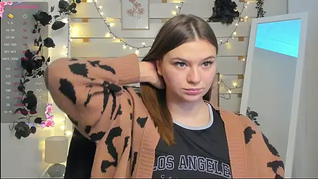 Josephine Kiss online show from 9, 3, 2026