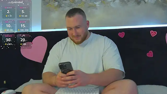 Snapshot of RoddyStill chatting on 6, 2, 2025 RoddyStill online show from 6, 2, 2025