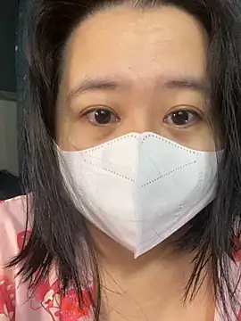 ninini92 online show from 2, 2, 2025