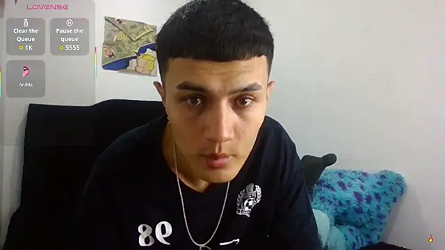 Snapshot of Tifanny_Sweett chatting on 2, 2, 2026 Tifanny Sweett online show from 2, 2, 2026