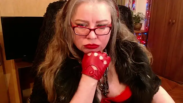 Miss Tress online show from 31, 12, 2024