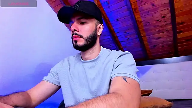 Tom Bailey online show from 5, 4, 2026