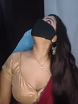 Snapshot of priya__angel chatting on 4, 6, 2026 priya angel online show from 4, 6, 2026
