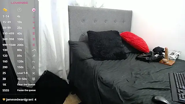 shayla 10 online show from 15, 11, 2025