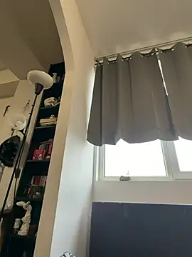 AriaVoss online show from 9, 4, 2026