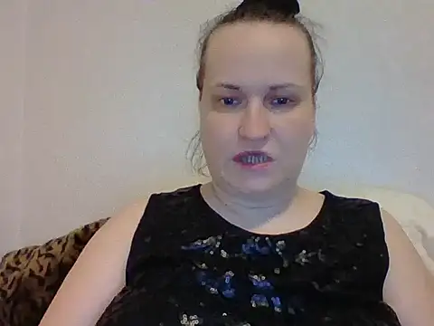 squirty cum lady  online show from 3, 3, 2025
