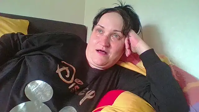 Snapshot of _squirty_cum_lady_ chatting on 3, 6, 2026 squirty cum lady online show from 3, 6, 2026