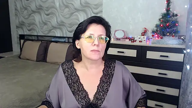 Snapshot of VitaCharm chatting on 13, 1, 2025 VitaCharm online show from 13, 1, 2025