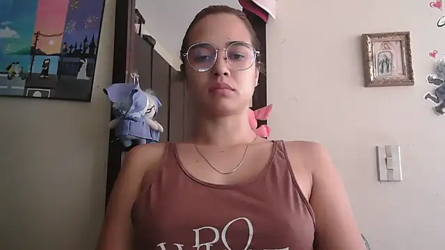 Snapshot of trianabell chatting on 10, 5, 2026 trianabell online show from 10, 5, 2026