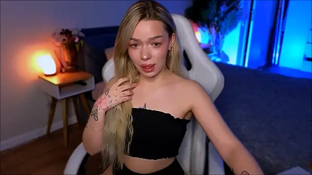 Lily Yin online show from 15, 2, 2026