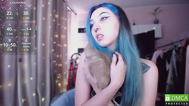 JustMeowGirl online show from 13, 2, 2026