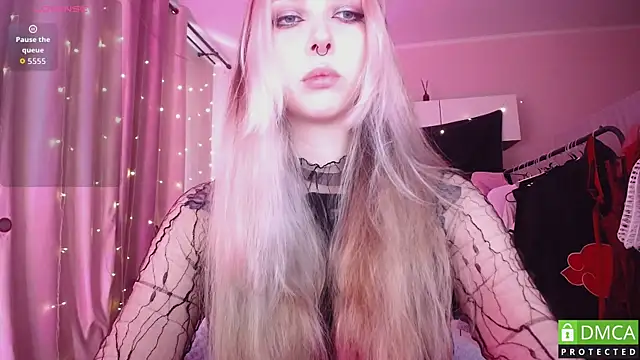 Snapshot of JustMeowGirl chatting on 15, 6, 2026 JustMeowGirl online show from 15, 6, 2026
