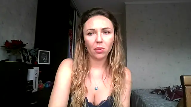 AngelinaLove28 online show from 15, 12, 2025