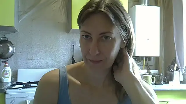 Snapshot of AshleyXHoney chatting on 26, 6, 2026 AshleyXHoney online show from 26, 6, 2026