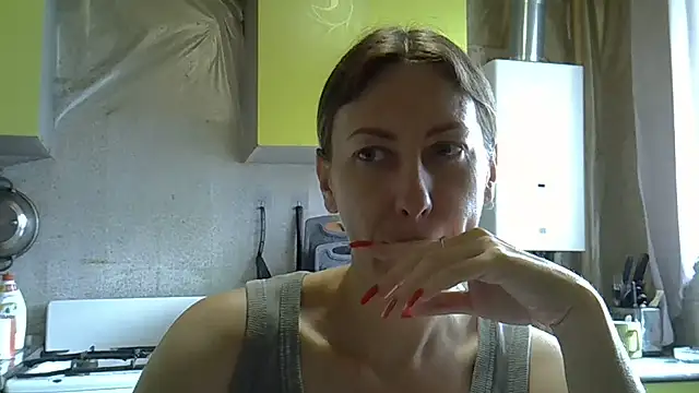 Snapshot of AshleyXHoney chatting on 27, 6, 2026 AshleyXHoney online show from 27, 6, 2026