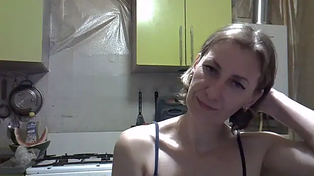 Snapshot of AshleyXHoney chatting on 1, 8, 2026 AshleyXHoney online show from 1, 8, 2026
